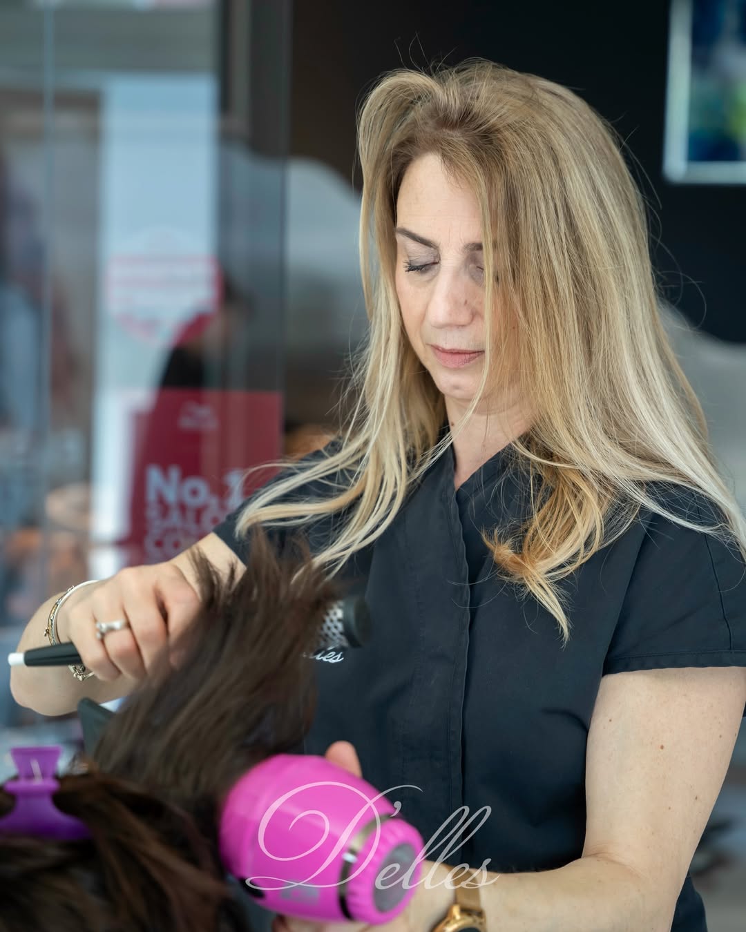 Lavoro di hairstyling Delles Parrucchieri - trasformazione 10