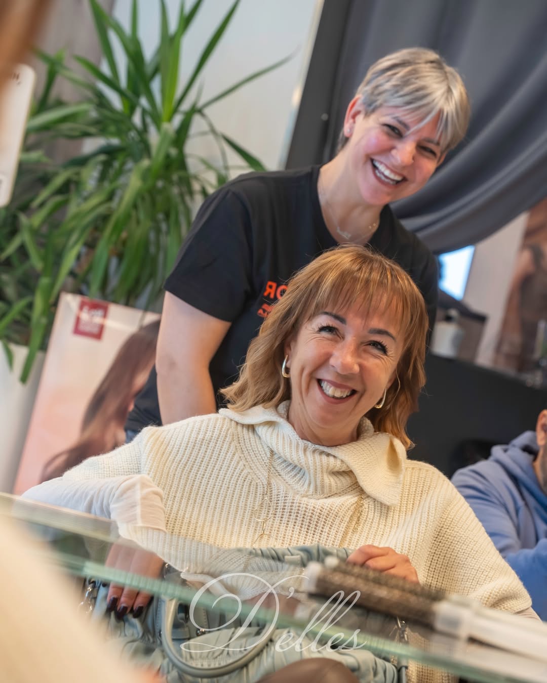 Lavoro di hairstyling Delles Parrucchieri - trasformazione 7